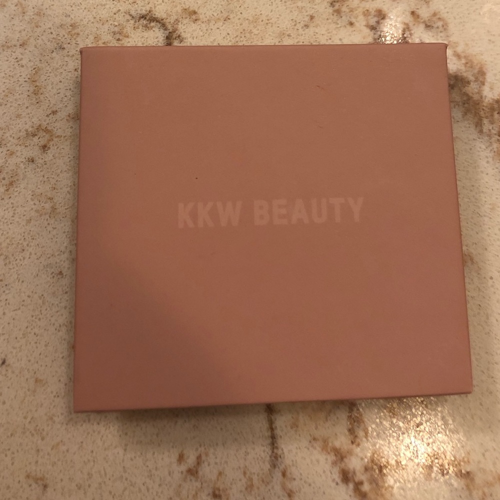 KKW beauty contour/bronzer